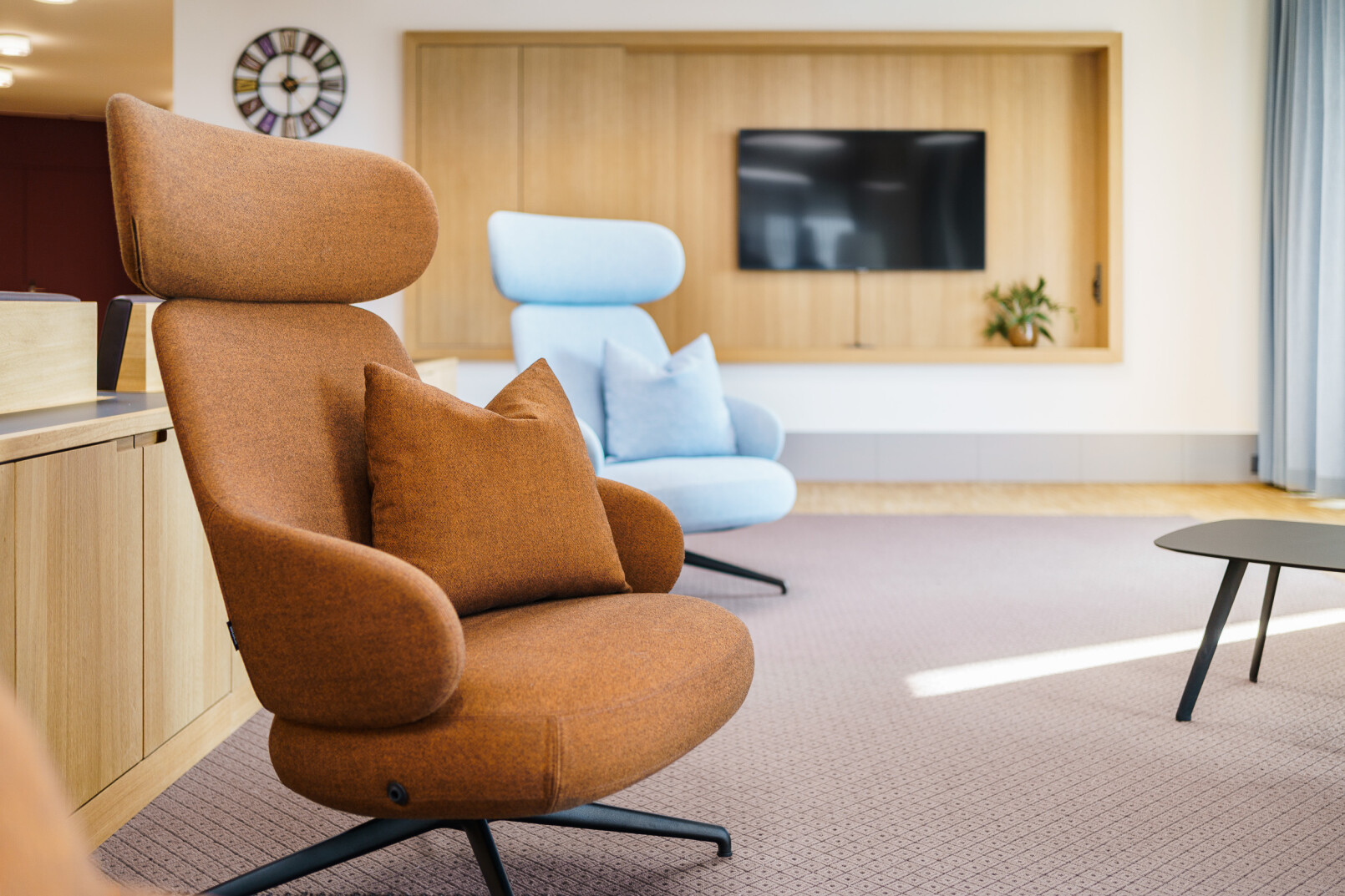 Sonnmatt Senior Citizens Center - Zingg-Lamprecht: Interior Design ...